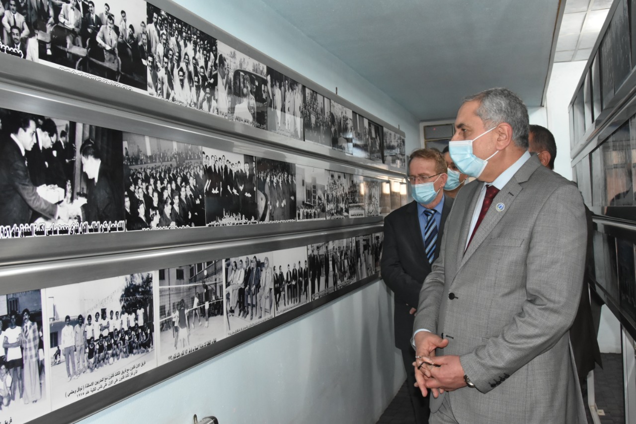 0552B887-E4EC-44BD-9BBB-330225009002