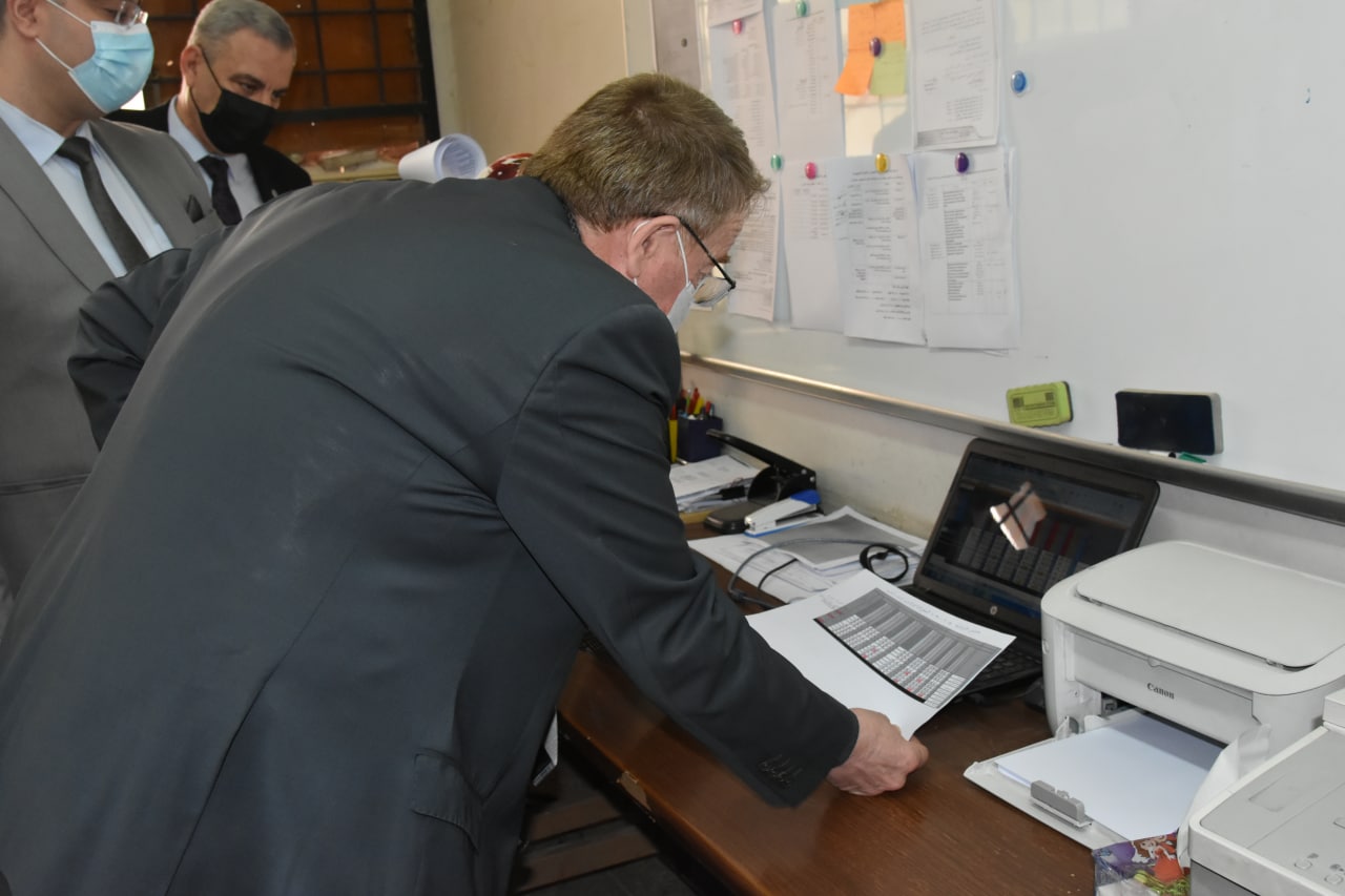 A3EB7773-D2AD-47FB-93CB-1448117E8AE0