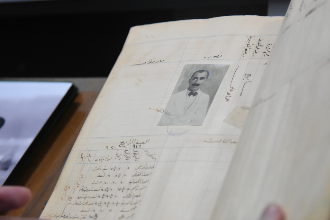 DC64EC65-841F-447F-A5DB-7F67E7B8FA23