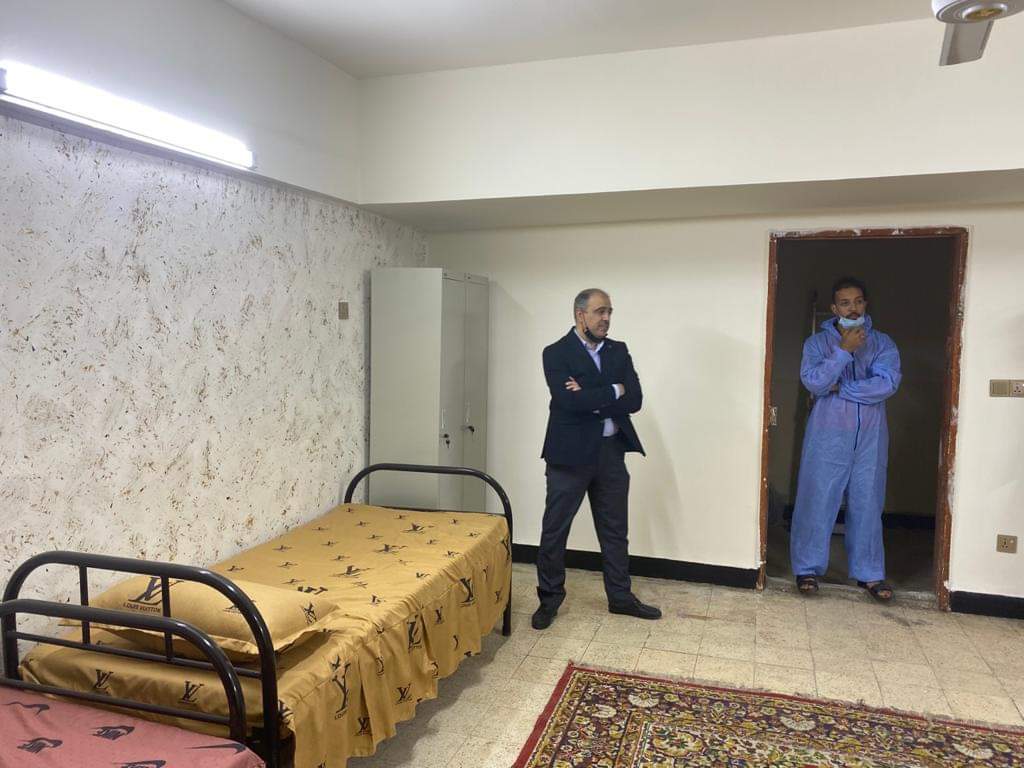 EC36C443-CC7C-4026-8CB2-F099A26F41A9