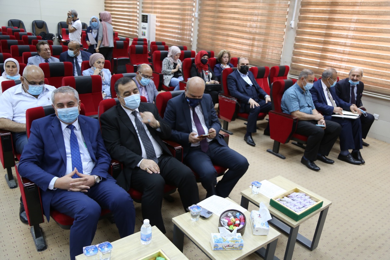 64F76482-6B55-4B1F-9922-2237EB118196