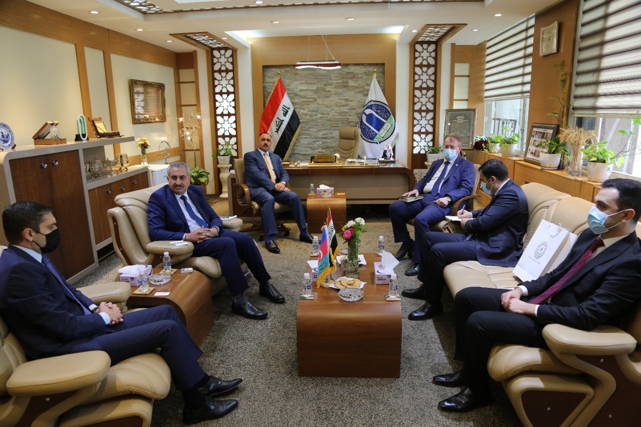 FA0CF6E8-1207-4452-ABA4-277A4636C980