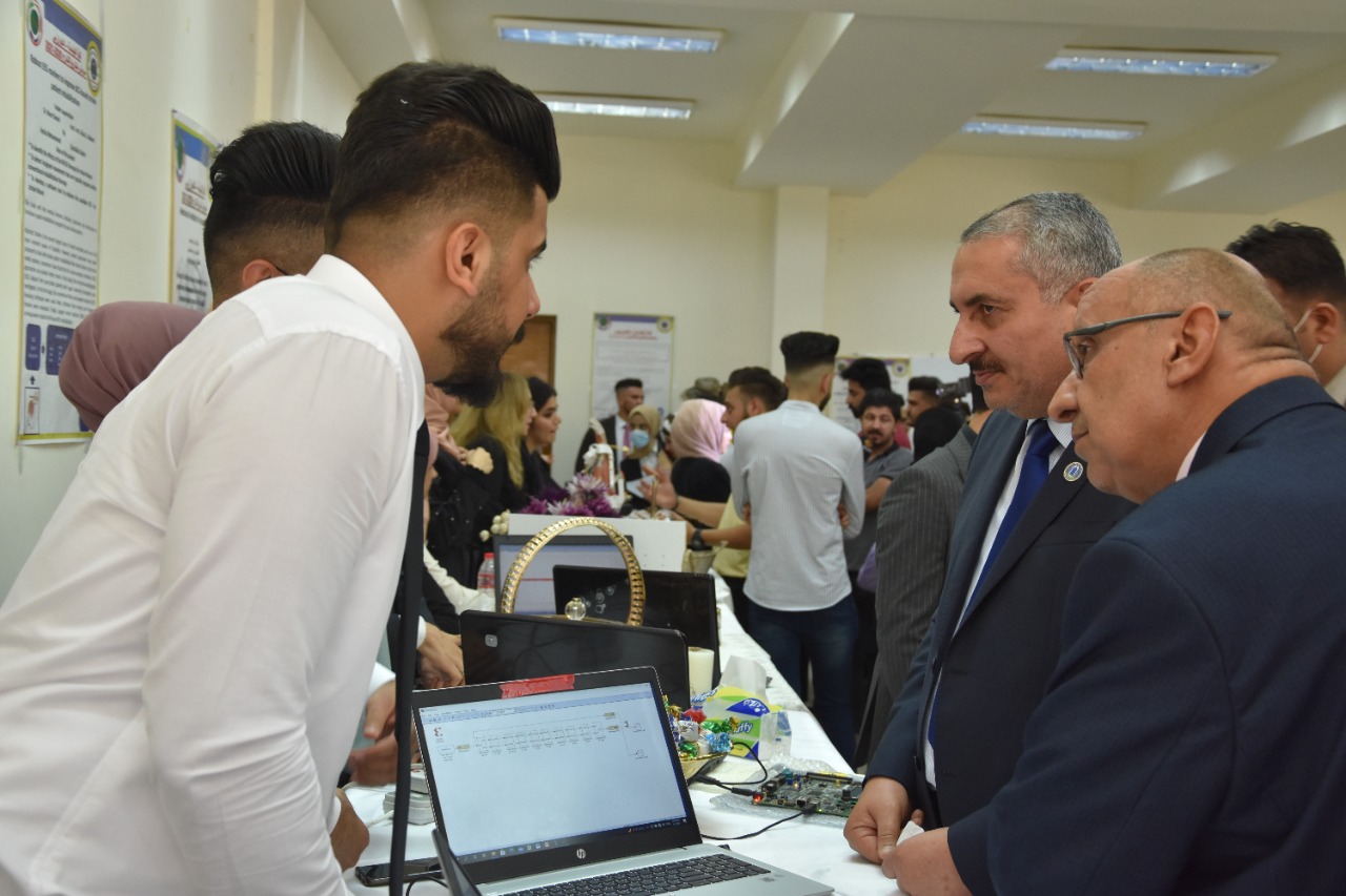 808CB486-D9D5-44B4-98D5-2DB79D2BAD92