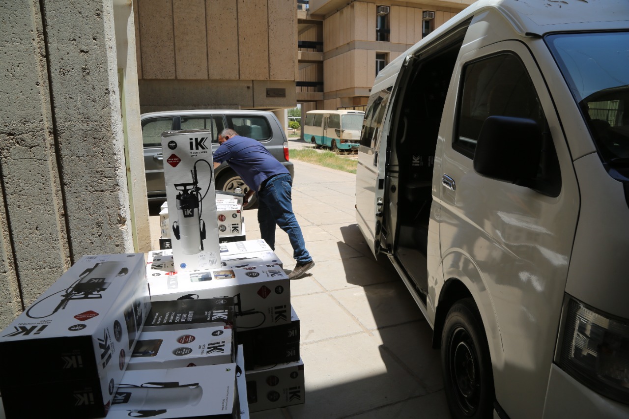 D4D2FE85-24D7-42DF-AF18-83217A5E9E9D