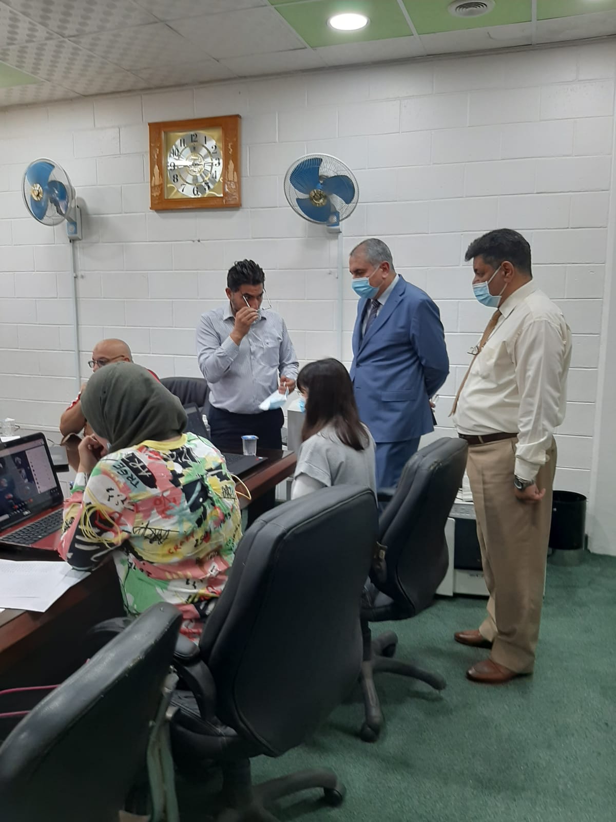 E63CFFEF-6A64-4391-AC3B-A28A2D1A5CA1