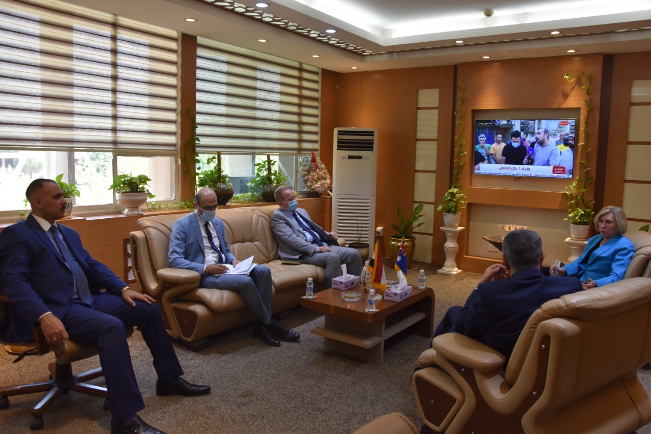 5EB725E9-1168-4CB2-8838-7CB70EE2C26F