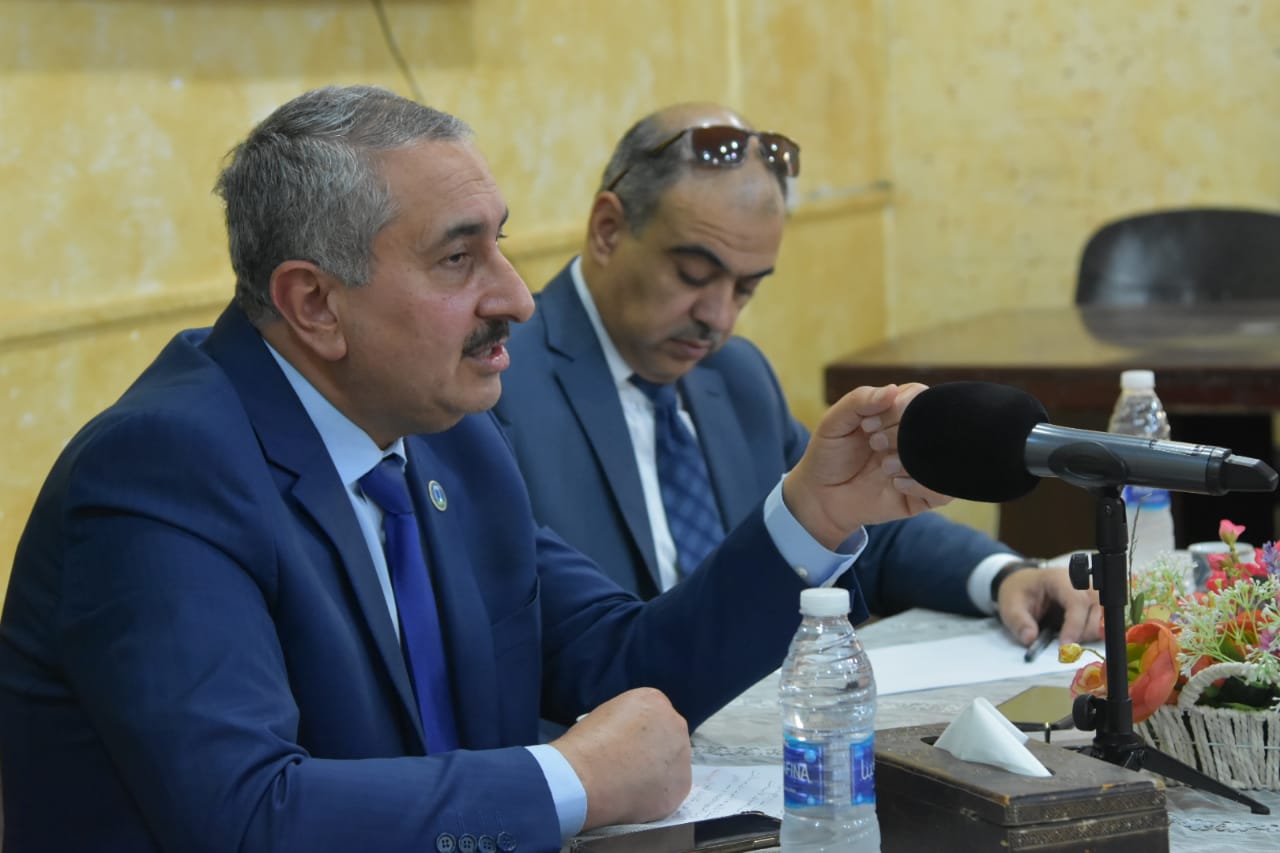 7E71EAF0-72AC-4926-B957-1577C324BADB