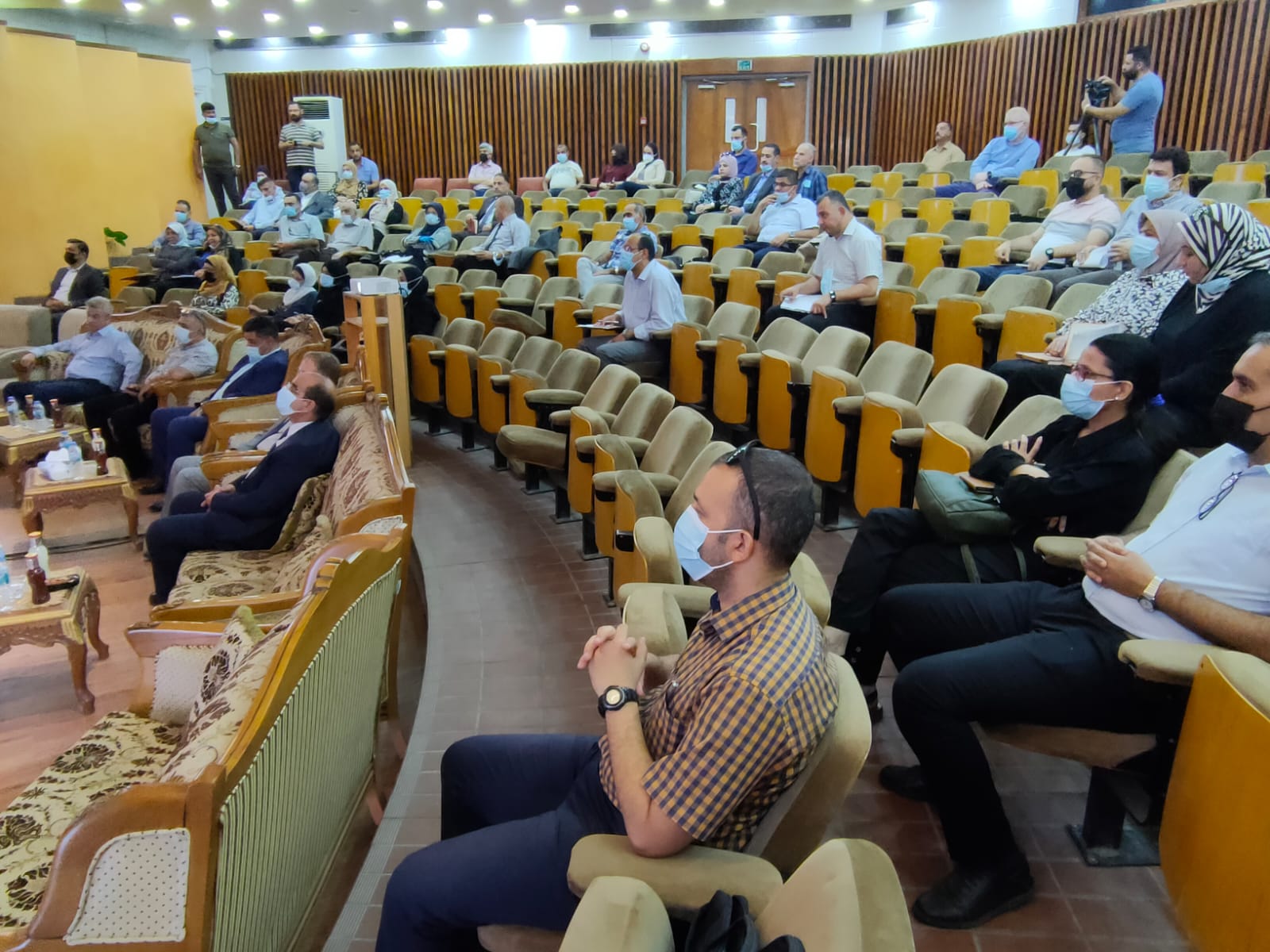 0B3F591A-4E6D-4A40-831B-883D894E8885