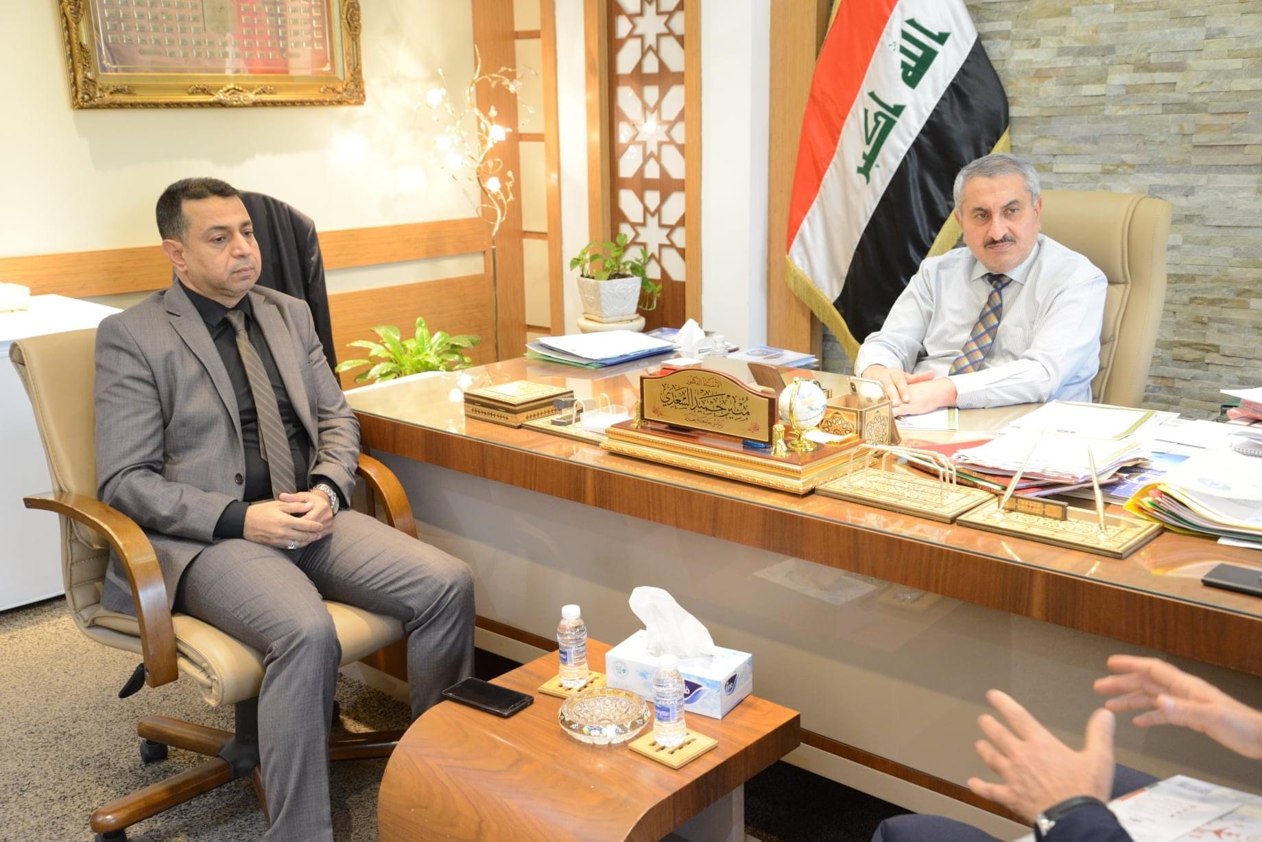 22FB6938-AA25-4B7E-94AC-B5577DCA184B