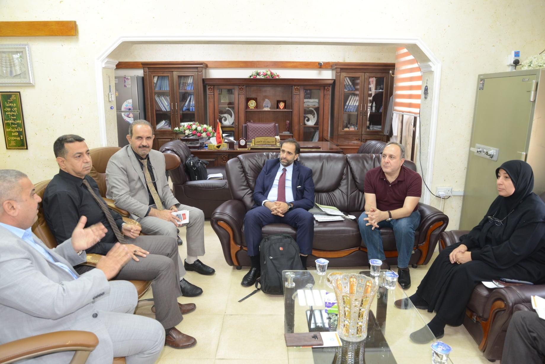 EF883F48-5E9F-4E06-986A-9C586568B2E5