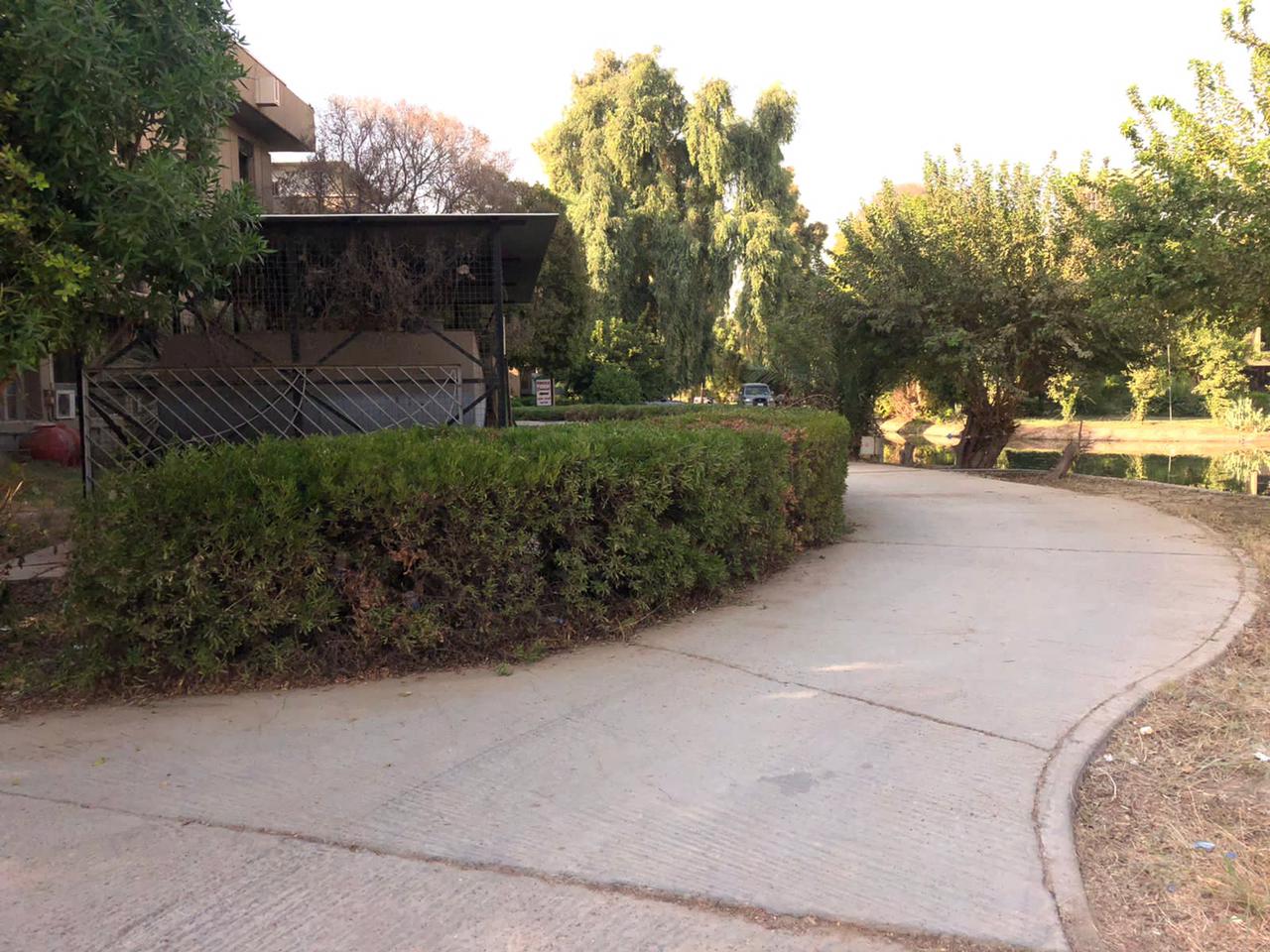 19553A74-03F5-4736-8B6B-58E0E3159D83