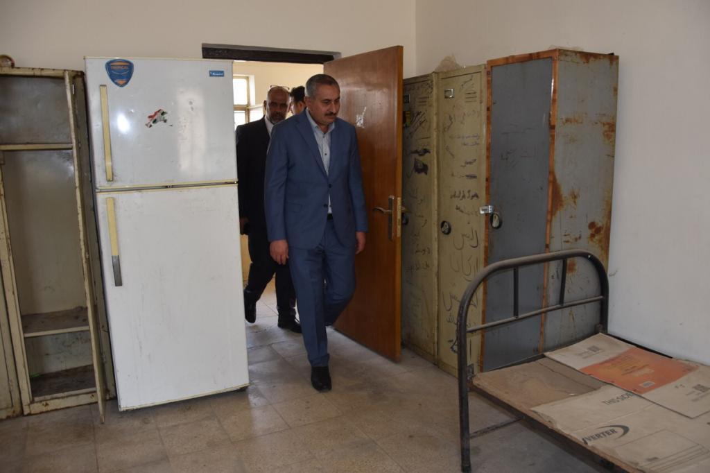 E39CCFE6-0A5F-4B42-B39A-90C4F47D31ED