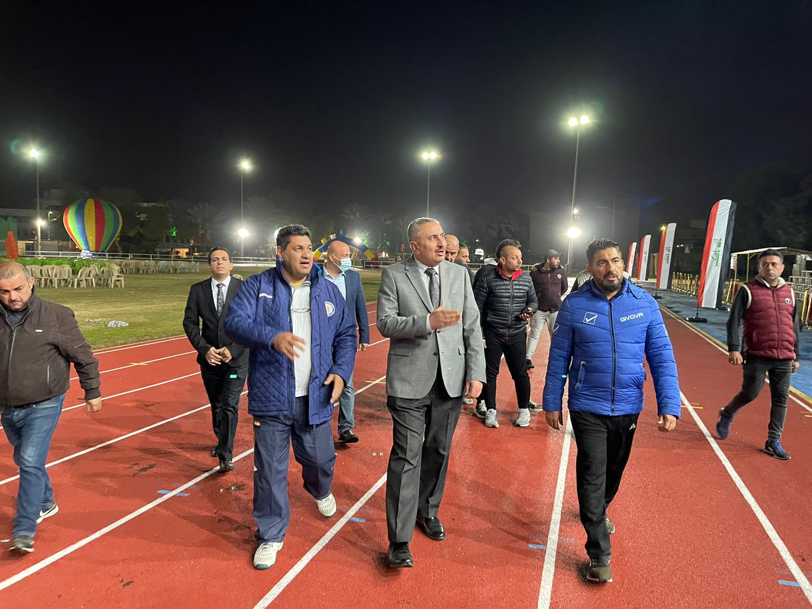 81C0AAD7-7067-4526-BC76-395F9B365582