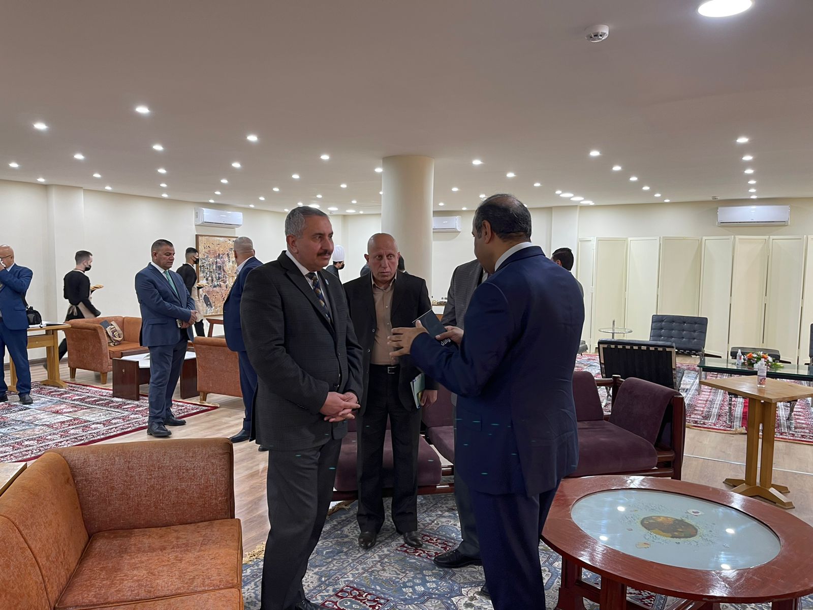 DA1EE1B7-51E7-4217-8179-7E2B9E985EA1