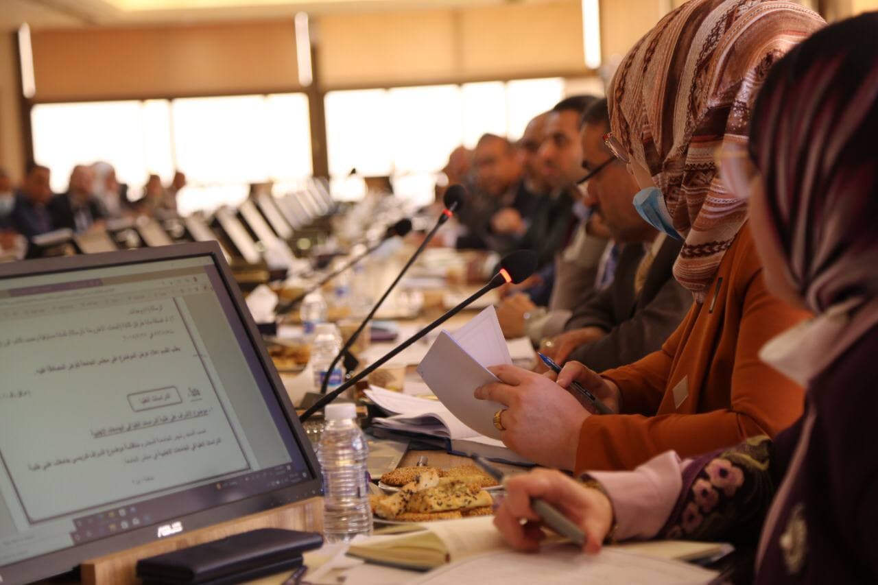 مجلس جامعة بغداد يعقد جلسته السادسة ويبحث عددا من الامور العلمية والادارية (5)