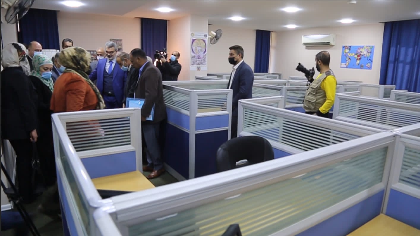 1B7D994E-A560-423D-A7D2-A7AD2A5ECF60