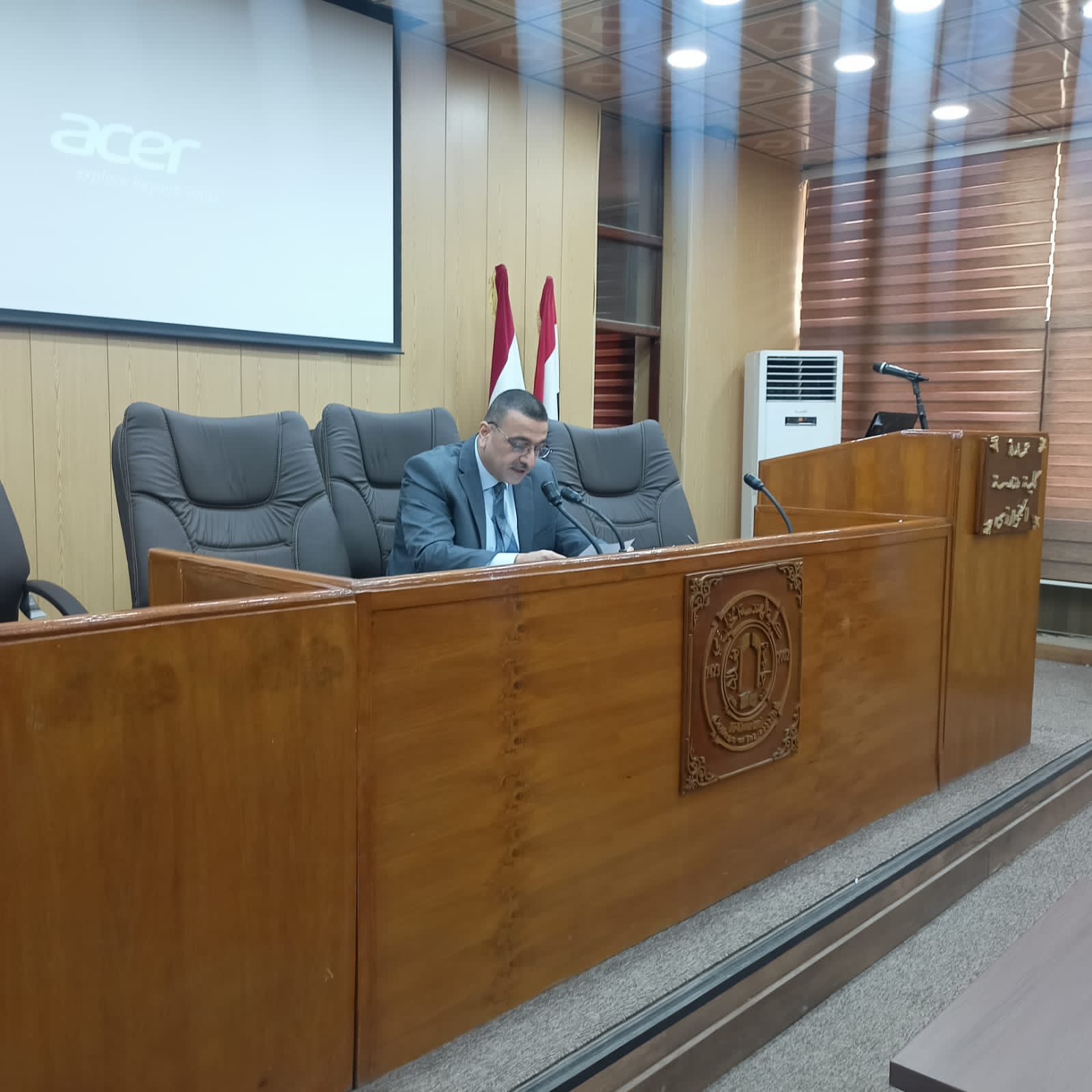 B32D0B21-CB57-42E9-9B65-AE5DDDCF7392