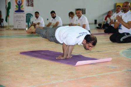 كلية التربية البدنية للبنات تنظم المهرجان العالمي الثامن (لليوغا) (2)