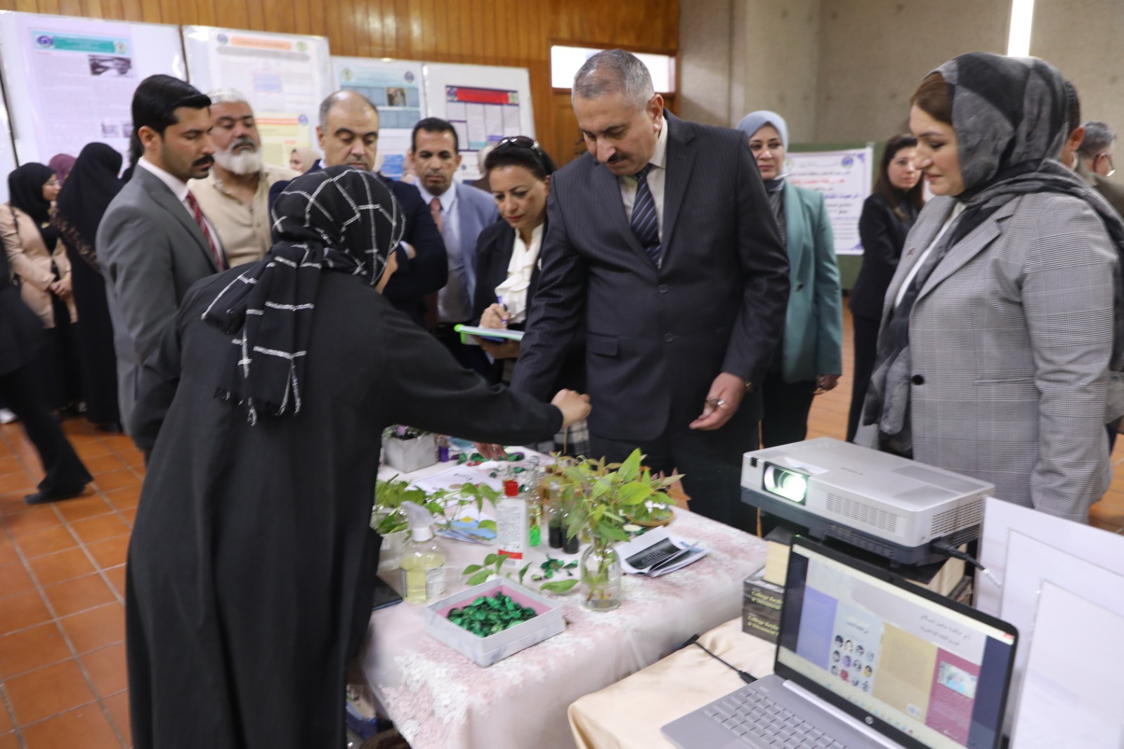 6E92FDB4-3438-4B9B-9F72-40A89D99EBFF