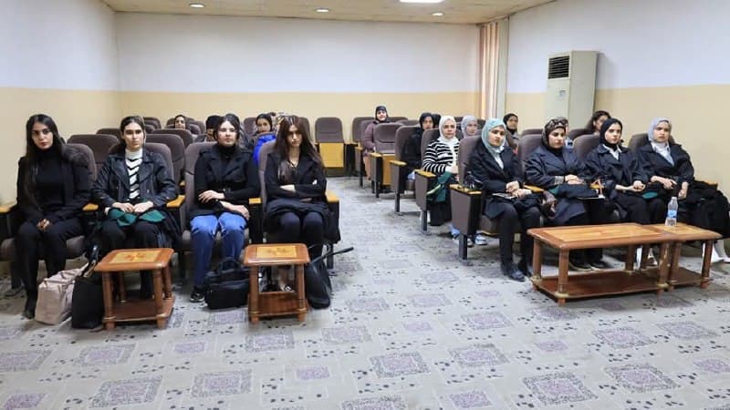 كلية القانون تقيم ورشة حول قلق الامتحانات وأثره على الصحة النفسية.