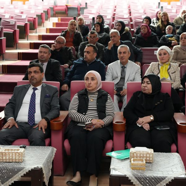 كلية طب الكندي تنظم ورشة حول الذكاء الاصطناعي في الطب (3)