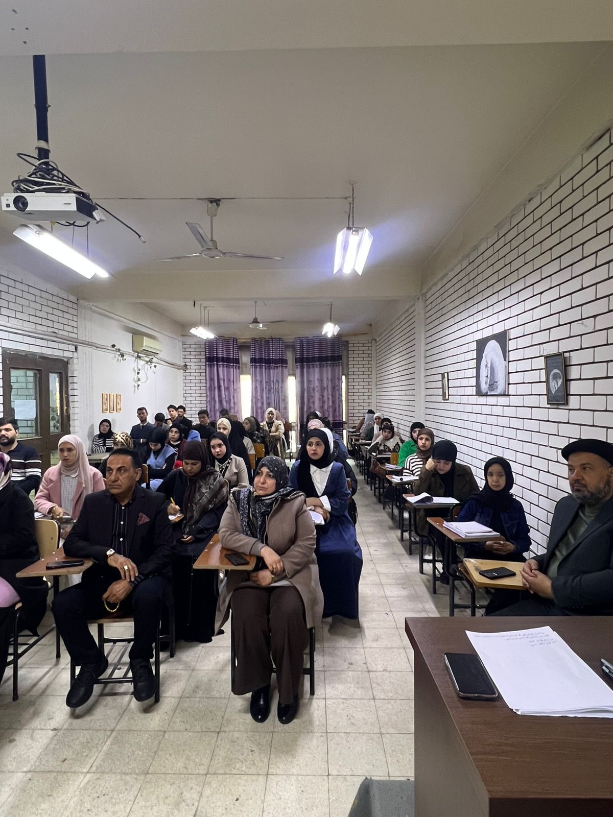 كلية العلوم الاسلامية تنظم ورشة حول معالجة الظواهر الاجتماعية المنحرفة